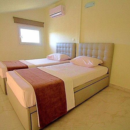 Sky Rays Luxury Apartments Nikiti  Exterior foto