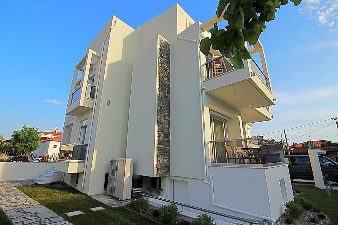 Sky Rays Luxury Apartments Nikiti  Exterior foto