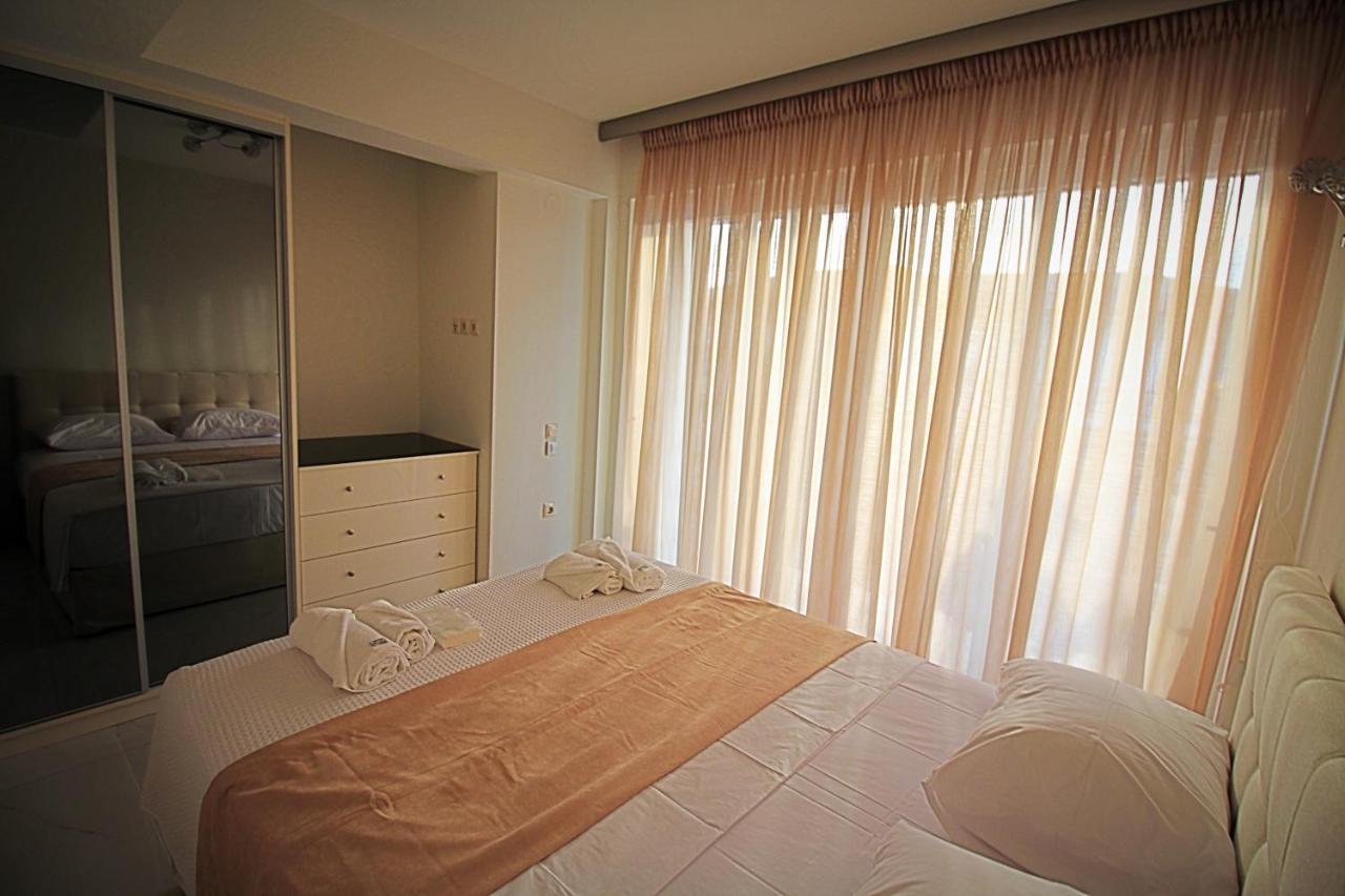 Sky Rays Luxury Apartments Nikiti  Exterior foto