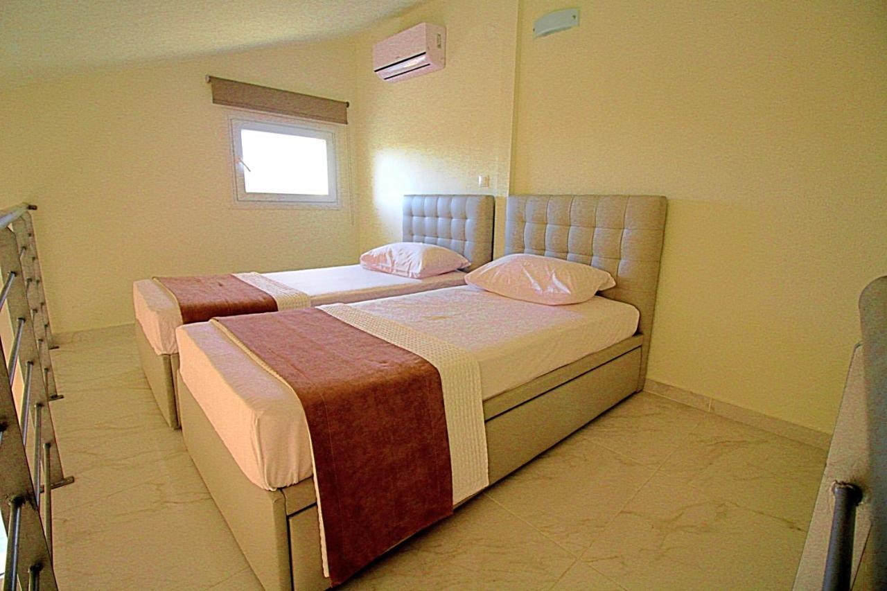 Sky Rays Luxury Apartments Nikiti  Exterior foto